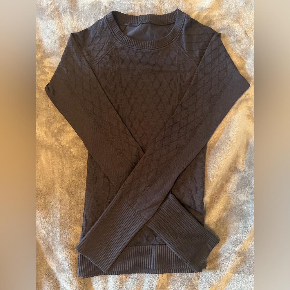 Lululemon navy knit patterned swiftly tech